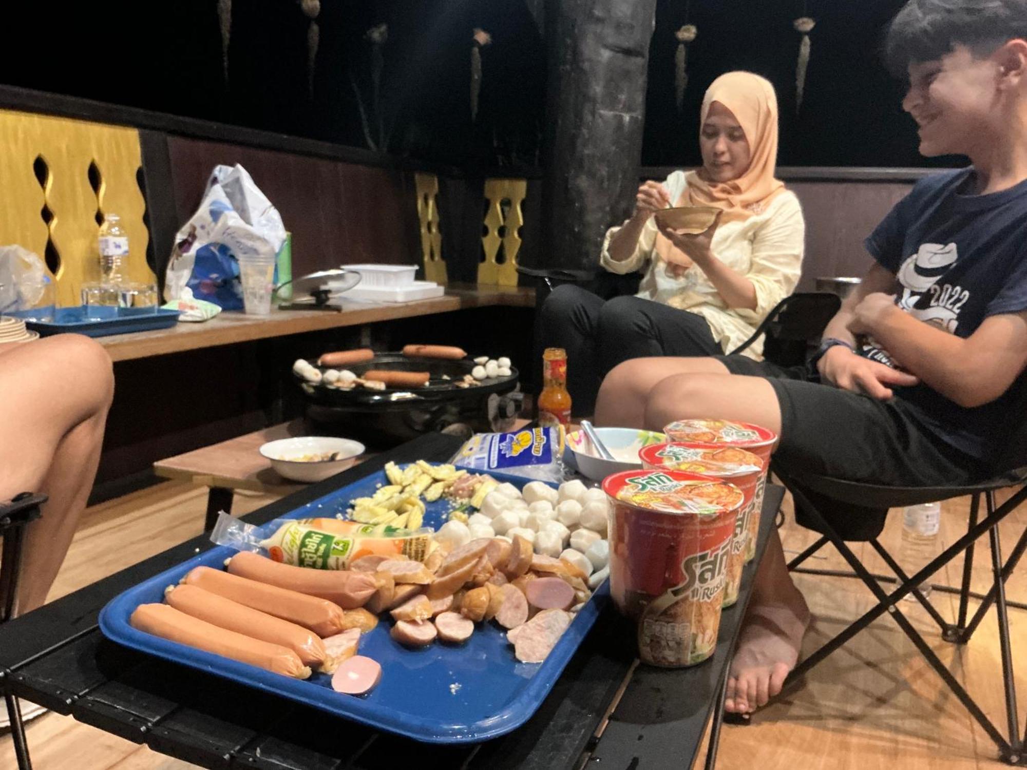โฮมสเตย์บ้านนายสิงโตเขาคูหา Ban Khu Ha Nai エクステリア 写真